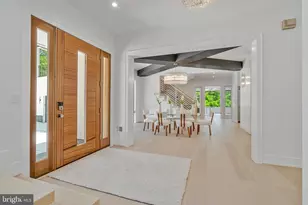 1434 Waggaman Cir, McLean, VA 22101 - Photo 6