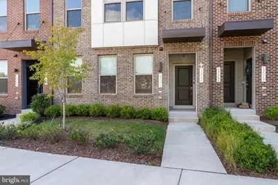 13504 Innovation Station Loop #2A, Herndon, VA 20171 - Photo 2