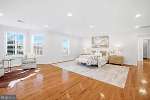 11866 Timber Knoll Ct, Herndon, VA 20170 - Photo 4