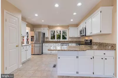 11620 Old Brookville Court, Reston, VA 20194 - Photo 10