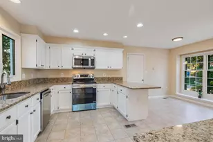 11620 Old Brookville Ct, Reston, VA 20194 - Photo 14