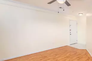 12755 Fair Crest Ct, Fairfax, VA 22033 - Photo 8