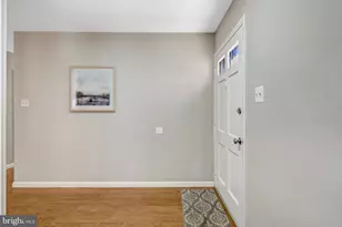 13128 Moss Ranch Ln, Fairfax, VA 22033 - Photo 10