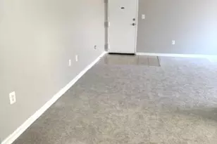 5606 Bloomfield Dr, Alexandria, VA 22312 - Photo 2