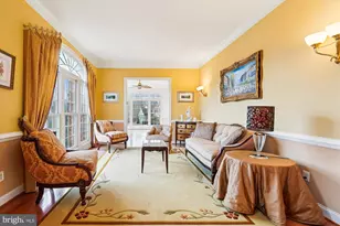 11046 Heathland Dr, Oakton, VA 22124 - Photo 10