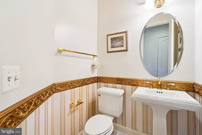 11046 Heathland Drive, Oakton, VA 22124 - Photo 34