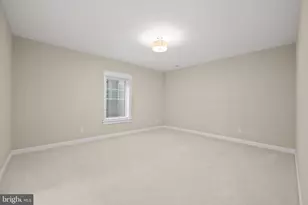 6712 Dean Dr, McLean, VA 22101 - Photo 56