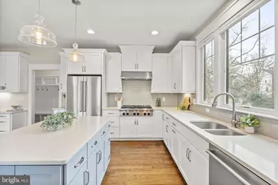 6712 Dean Drive, McLean, VA 22101 - Photo 4