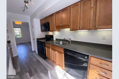 3116 Cedar Grove Drive, Fairfax, VA 22031 - Photo 10