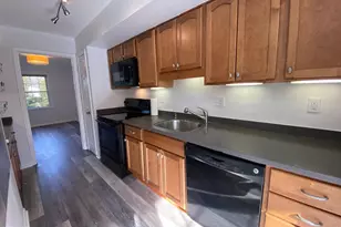 3116 Cedar Grove Dr, Fairfax, VA 22031 - Photo 10