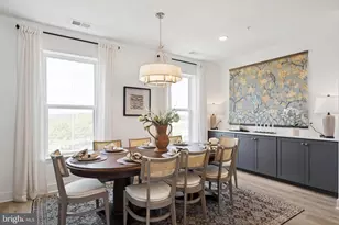 14926 Deco Cir, Chantilly, VA 20151 - Photo 10