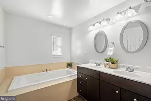 1726 Baldwin Dr, McLean, VA 22101 - Photo 14