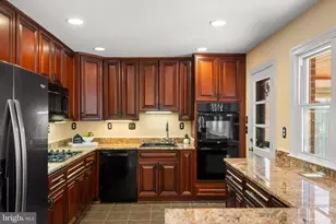 1726 Baldwin Dr, McLean, VA 22101 - Photo 6