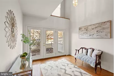 2709 Baronhurst Drive, Vienna, VA 22181 - Photo 4