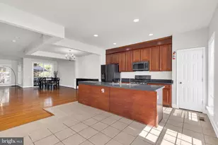 9249 Laurel Ridge Crossing Rd, Lorton, VA 22079 - Photo 6