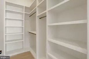 8302 Robey Ave, Annandale, VA 22003 - Photo 96