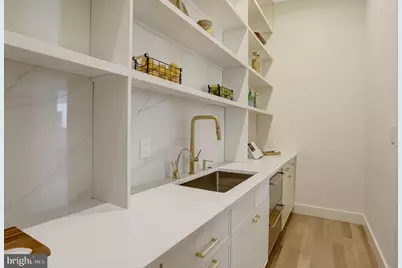 8302 Robey Avenue, Annandale, VA 22003 - Photo 30