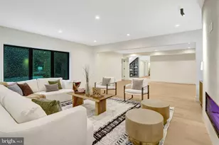 8302 Robey Ave, Annandale, VA 22003 - Photo 86