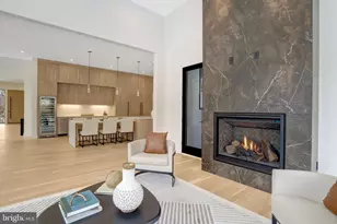 8302 Robey Ave, Annandale, VA 22003 - Photo 18