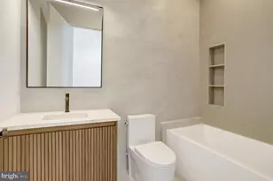 8302 Robey Ave, Annandale, VA 22003 - Photo 108