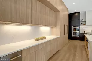 8302 Robey Ave, Annandale, VA 22003 - Photo 24