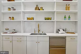 8302 Robey Ave, Annandale, VA 22003 - Photo 12
