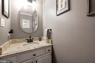 6027 Redwood Ln, Alexandria, VA 22310 - Photo 32