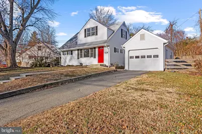 2012 Rollins Drive, Alexandria, VA 22307 - Photo 2