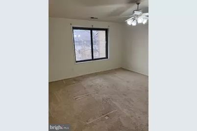 503 Florida Avenue #203, Herndon, VA 20170 - Photo 4