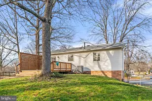 13719 McGill Dr, Chantilly, VA 20151 - Photo 54