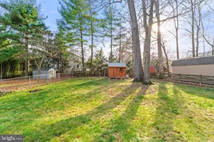 13719 McGill Dr, Chantilly, VA 20151 - Photo 52