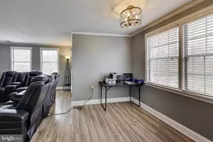 6622 E Wakefield Dr, Alexandria, VA 22307 - Photo 8