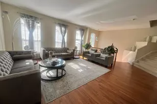 7317 Hampton Manor Pl, Springfield, VA 22150 - Photo 2