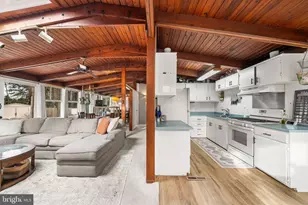 2906 Pine Spring Rd, Falls Church, VA 22042 - Photo 12