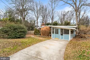 2906 Pine Spring Rd, Falls Church, VA 22042 - Photo 26