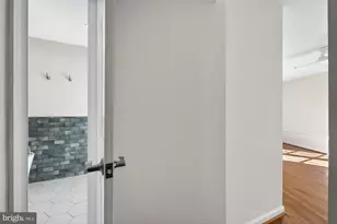 207 Park Street SE, Vienna, VA 22180 - Photo 24