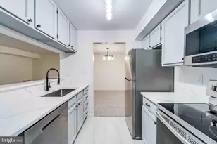 5700 Shadwell Ct, Alexandria, VA 22309 - Photo 8