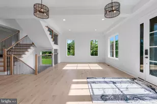 9209 Franks Pt Ln, Lorton, VA 22079 - Photo 12