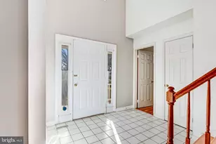 13910 Stonefield Ln, Clifton, VA 20124 - Photo 4