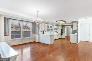 13910 Stonefield Ln, Clifton, VA 20124 - Photo 12