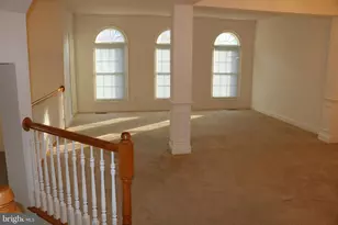 8316 Dockray Ct, Lorton, VA 22079 - Photo 4