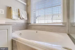 2342 Huntington Station Ct, Alexandria, VA 22303 - Photo 34