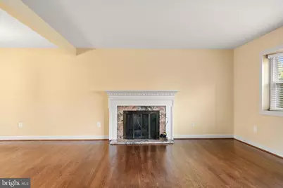 1726 Baldwin Drive, McLean, VA 22101 - Photo 2