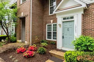 12643 Fair Crest Ct, Fairfax, VA 22033 - Photo 2