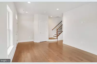 5250 Ridgeview Retreat Drive, Chantilly, VA 20151 - Photo 32