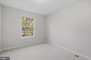 8307 Green Heron Way, Lorton, VA 22079 - Photo 8