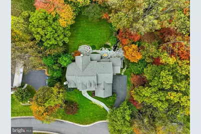 1490 Lily Loch Way, Great Falls, VA 22066 - Photo 2