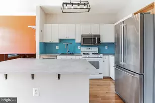 11343 Aristotle Dr, Fairfax, VA 22030 - Photo 8
