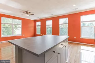 11343 Aristotle Dr, Fairfax, VA 22030 - Photo 10