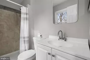 4068 Championship Dr, Annandale, VA 22003 - Photo 28